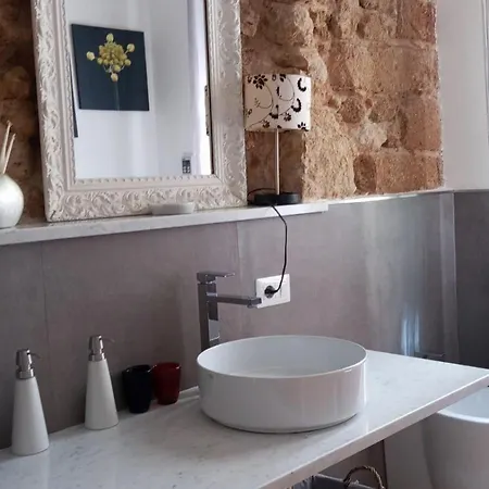 Astoria Apartment, Tra Storia E Mare Apartamento
