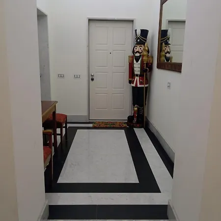 Astoria Apartment, Tra Storia E Mare Lägenhet