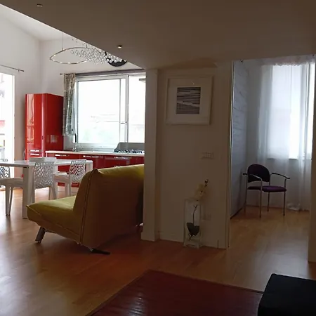 Astoria Apartment, Tra Storia E Mare