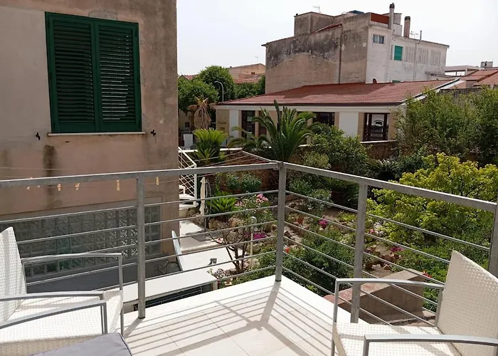 Astoria Apartment, Tra Storia E Mare アパート